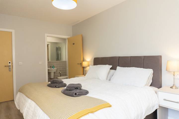 Estudio entero, Elegant Studio in Cheltenham in Cheltenham, Gloucestershire