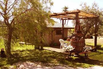 Gîte pour 7 personnes, avec jardin à Cori