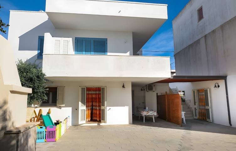 Casa vacanza per 5 persone, con giardino - 1