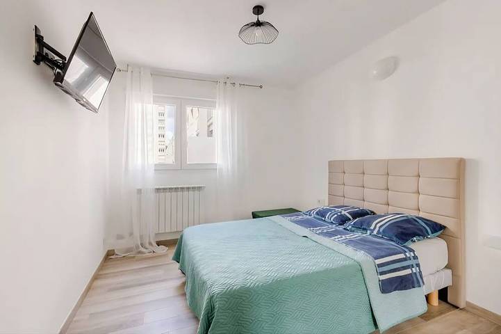 Appartement entier, F4 77 mp2 neuf domotique proche gare & bus Luxembourg in Thionville, Moselle