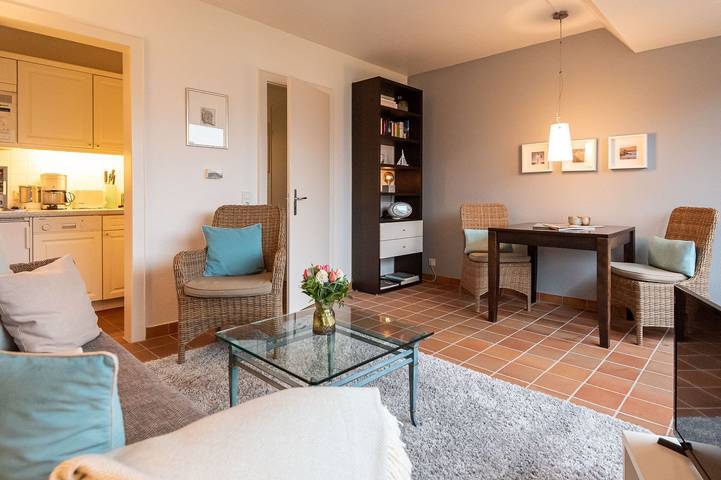 Ganze Wohnung, Helle und strandnahe 2-Zimmerwohnung mit ca. 40 m², für bis zu 2 Personen in Nordfriesische Inseln (Schleswig-Holstein) (Schleswig-Holstein), Wenningstedt
