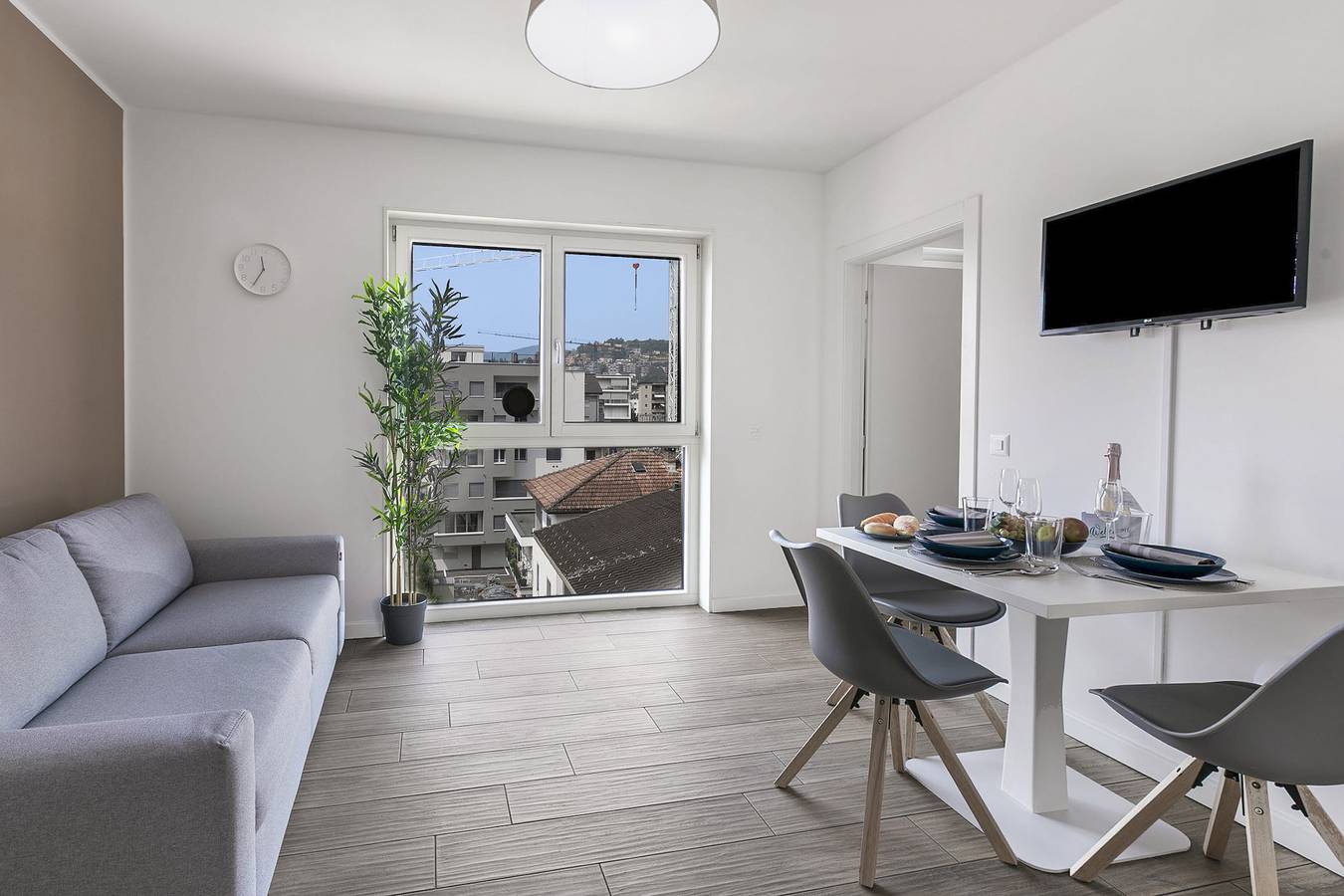 Entire apartment, Modern Viganello - San Giorgio apartment in Lugano, Lake Lugano