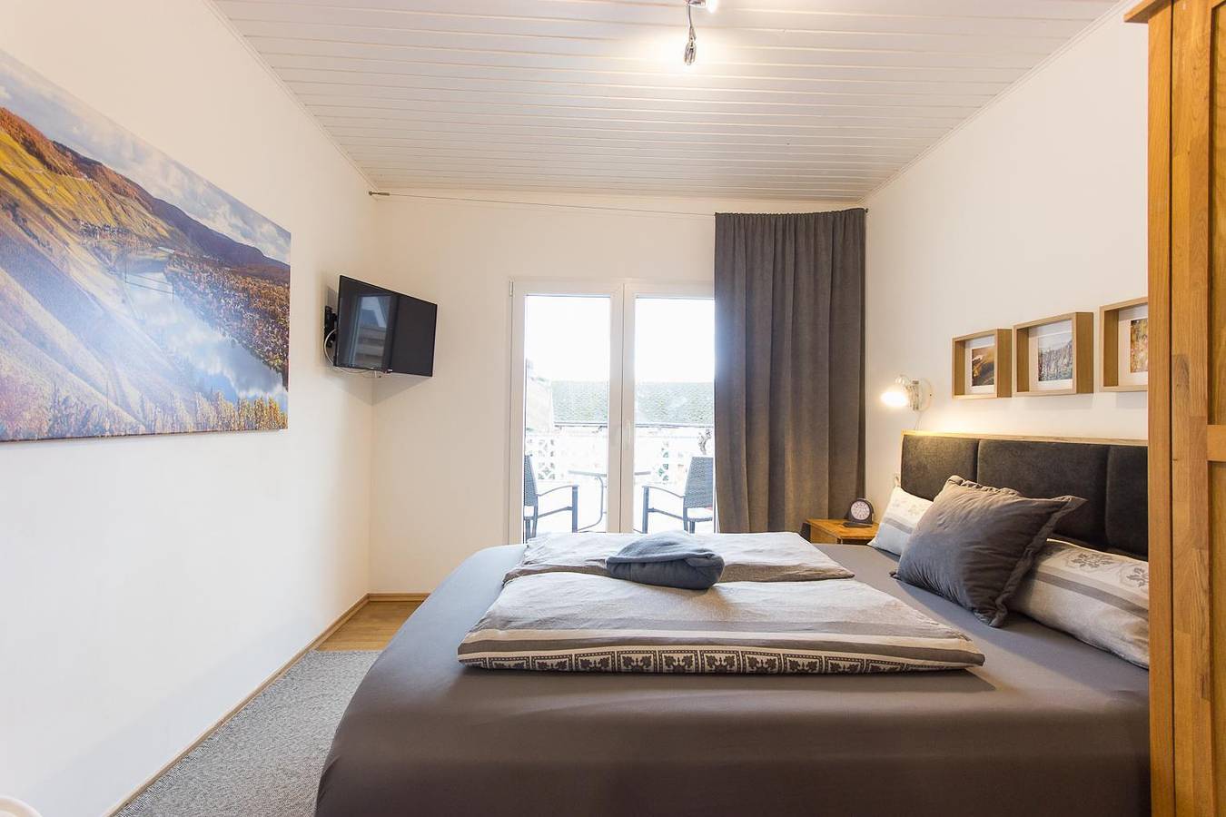 Ganze Ferienwohnung, Kleines gemütliches Studio 1. in Moselnähe in Zeltingen-Rachtig, Bernkastel-Kues & Umgebung
