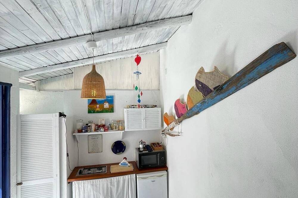 Ganze Wohnung, Mini apartment with charming window overlooking the sea quiet and relaxing. in Stromboli