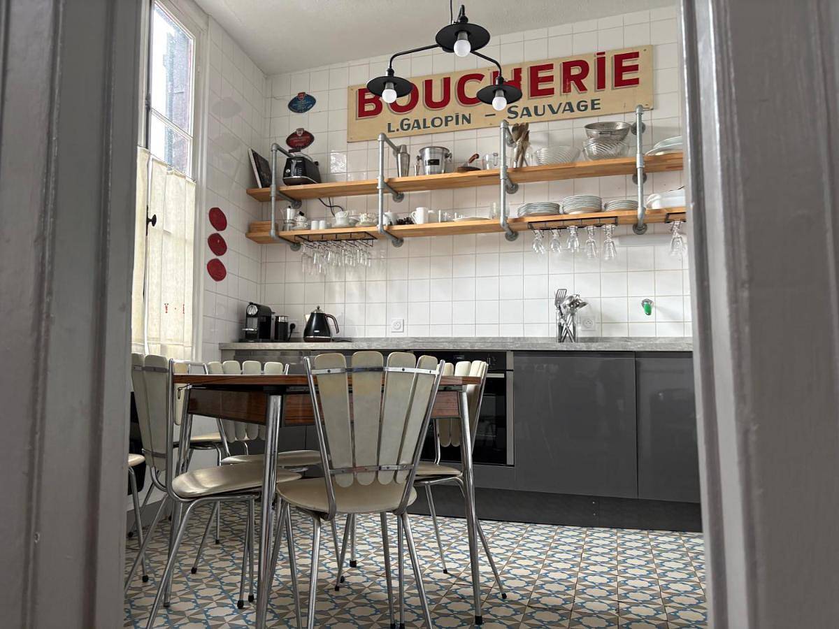 Three-Bedroom House in Cormeilles, Région de Bernay