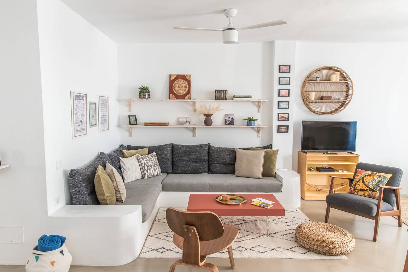 Apartamento entero, Casa Sandy Bay con azotea privada y vistas al mar in Playa Famara, Teguise