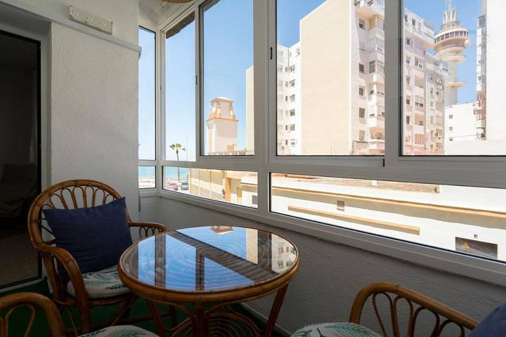 Apartament wakacyjny dla 6 osób, z balkon i widok, Dla rodziny w Kadyks
