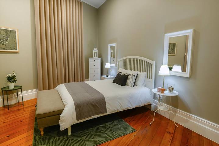 Ganze Wohnung, Ferienwohnung für 2 Personen mit Pool in São Miguel Island, Ponta Delgada