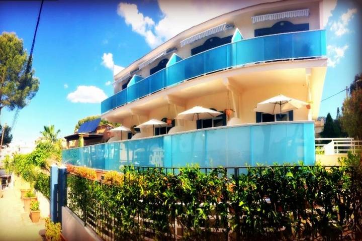 Appartamento per 3 persone, con Balcone e Terrazza nonché Giardino e Panorama a Peguera