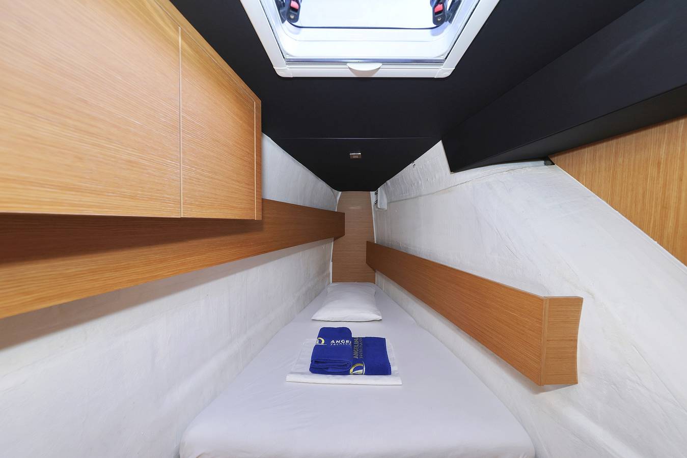Barco para 10 personas in Vancouver, Columbia Británica