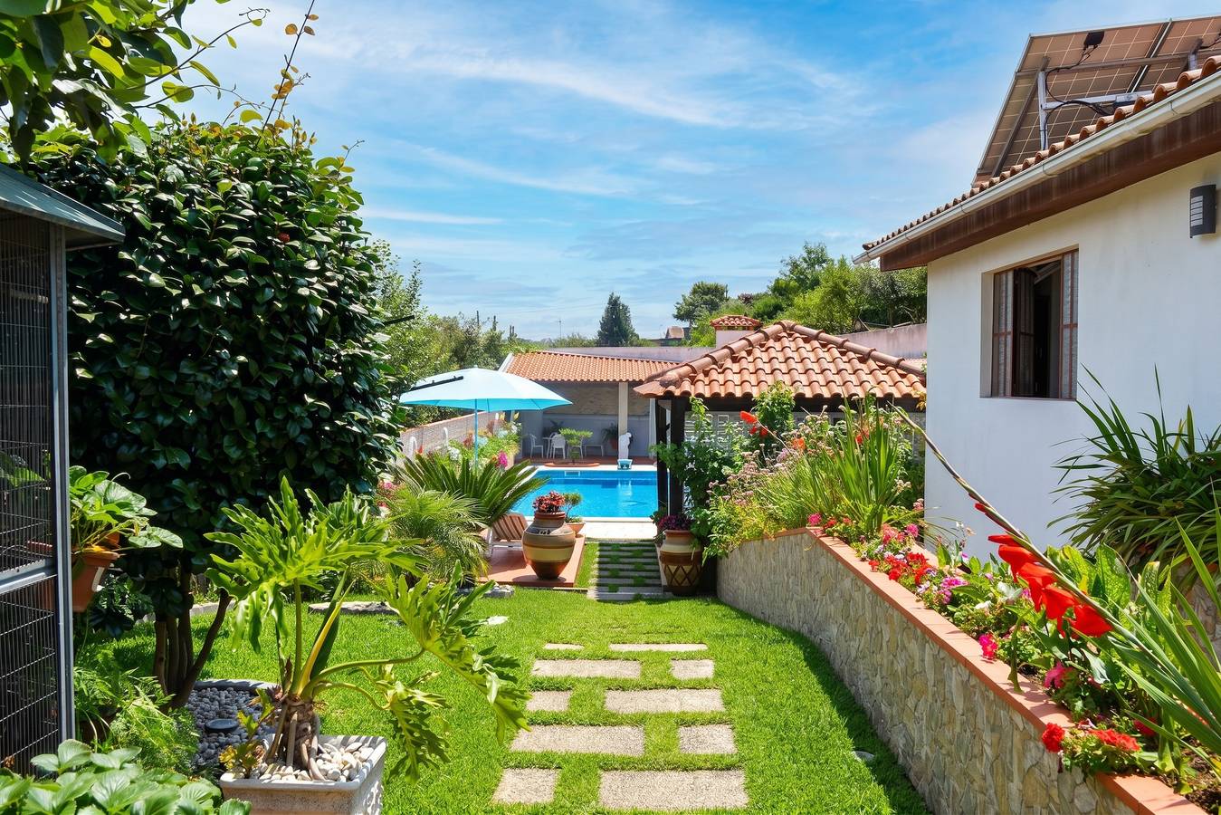 Spacious Villa with Private Pool in Oliveira de Azeméis in Oliveira de Azeméis, Santiago de Riba-Ul, Ul, Macinhata da Seixa e Madail, Aveiro District