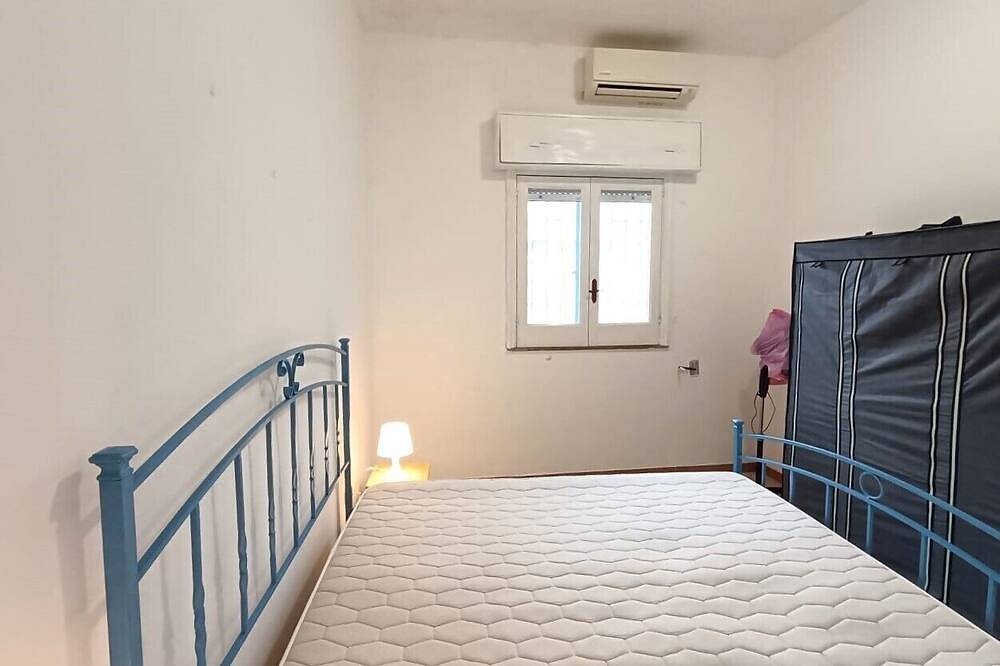 Villa Iris with large veranda in Manduria, Golfo de Tarento