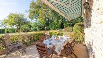 Gîte pour 6 personnes, avec jardin, animaux acceptés à Trédion