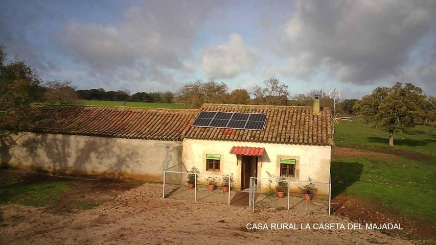 Casa rural para 4 personas, con piscina y terraza además de jardín y vistas en Comarca de Vitigudino - 4