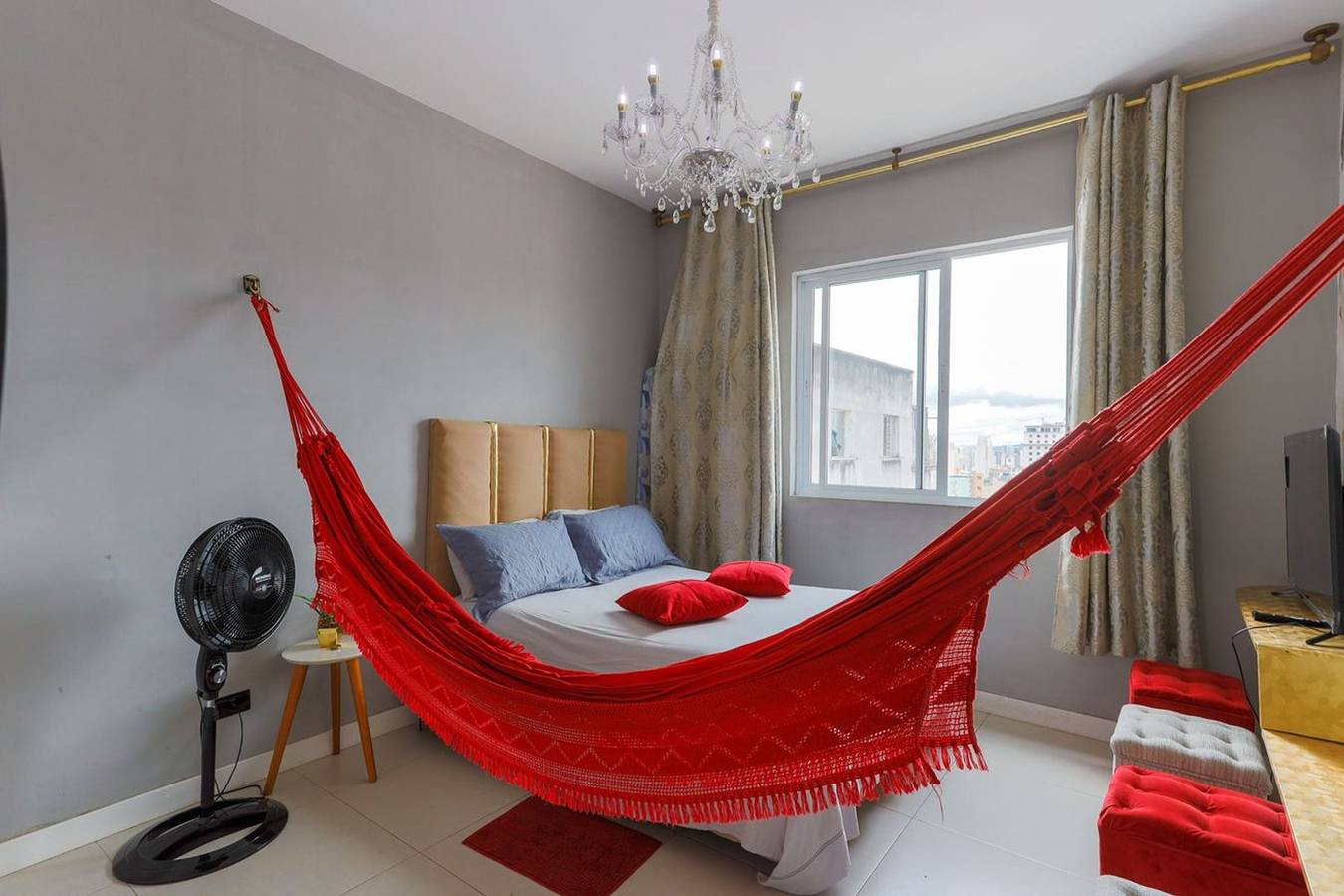 Appartement entier, Apartamento no Centro com Wifi e a 500m do Metrô in Fraternité (société), São Paulo