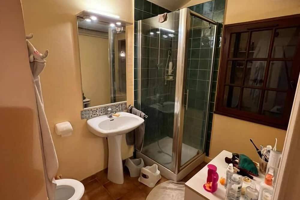 Chalet con piscina in Le Luc, Region de Draguignan