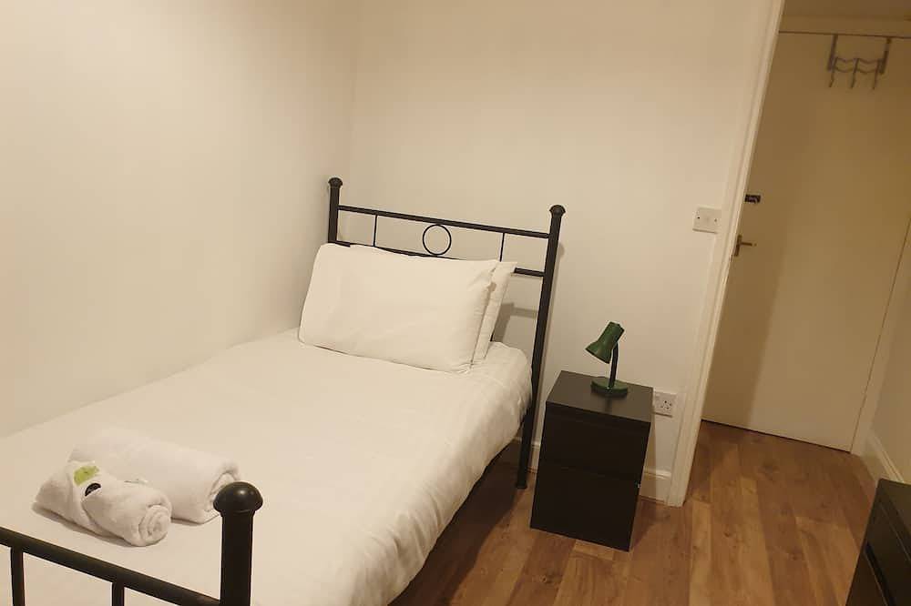 Entire apartment, Cosy Flat for small family or working professionals. in Newcastle upon Tyne, Tyne and Wear
