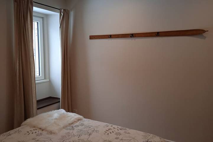 Apartamento entero, Newly renovated comfort in a rustic mountain farmhouse on the Tour du Mont Blanc in Trento (Suiza), Macizo del Mont Blanc