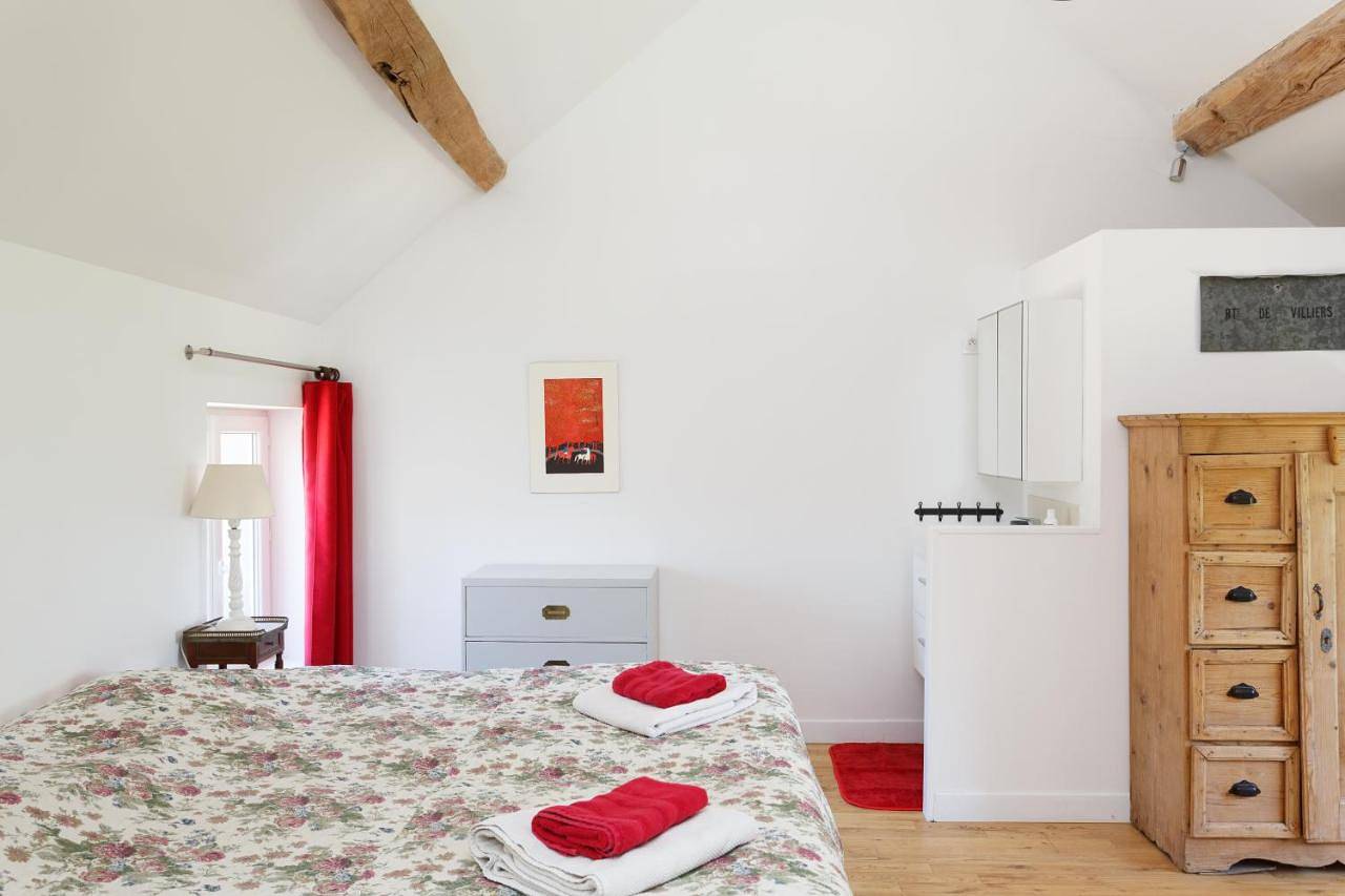 Five-Bedroom House in Achères-la-Forêt, Parc naturel régional du Gâtinais français