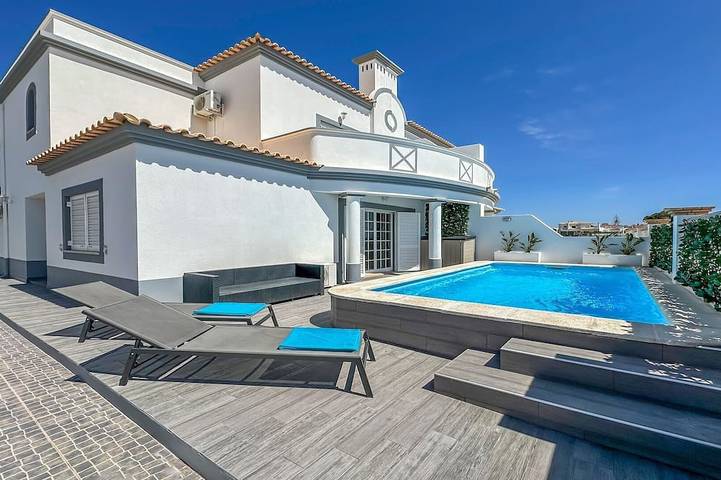 Villa für 7 Personen, mit Garten in Galé