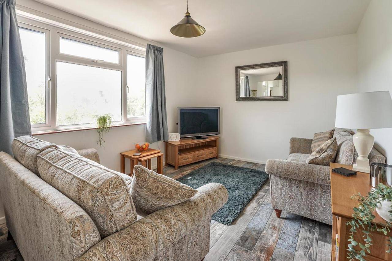 3 Bed in West Lulworth oc-h29362 in Lulworth Cove, Dorset