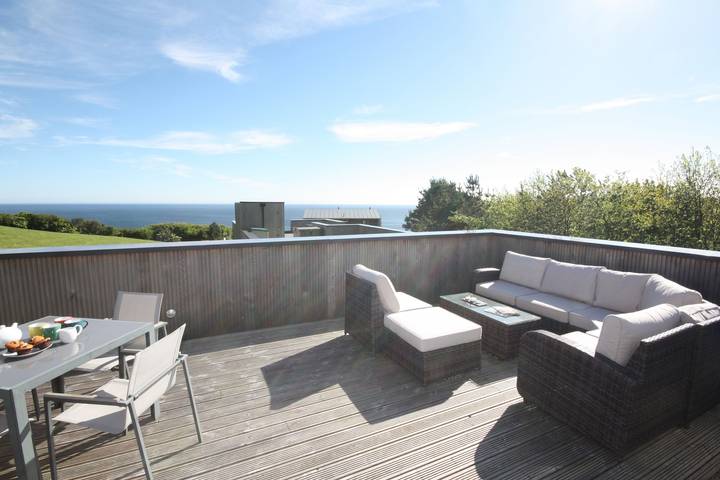 Ferienhaus für 9 Personen, mit Balkon