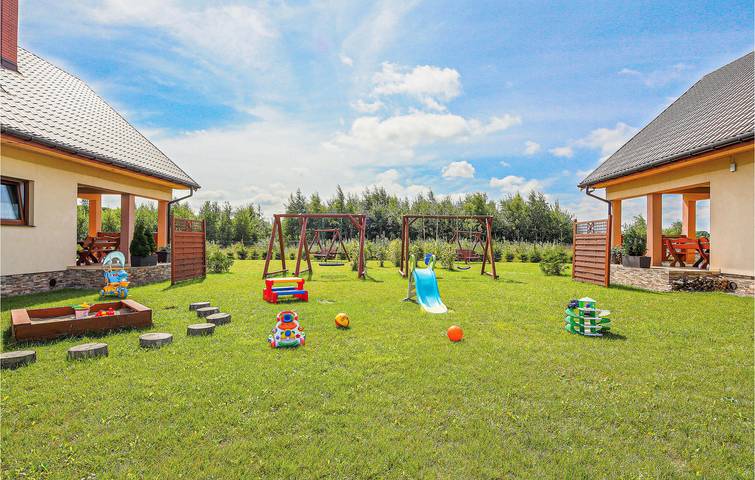 Ferienhaus für 8 Personen mit Pool in Puddemsdorf, Jezioro Jamno