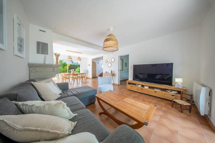 Ferienhaus für 8 Personen mit Garten in Larmor-Plage, Côte des Mégalithes