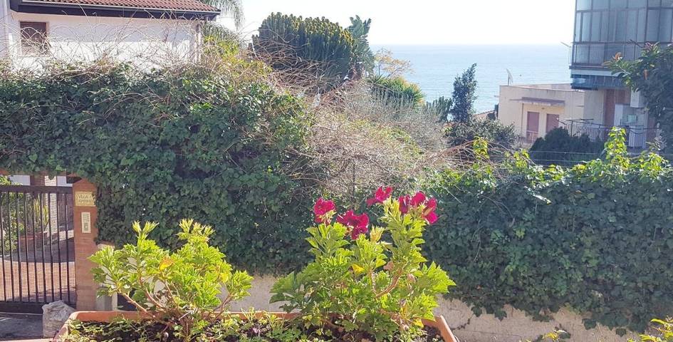 Chambre d’hôte pour 2 personnes, avec jardin à Aci Castello - 4