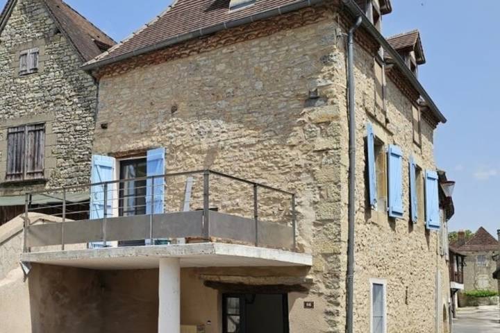 Gîte pour 3 personnes, avec balcon, adapté aux familles à Bétaille