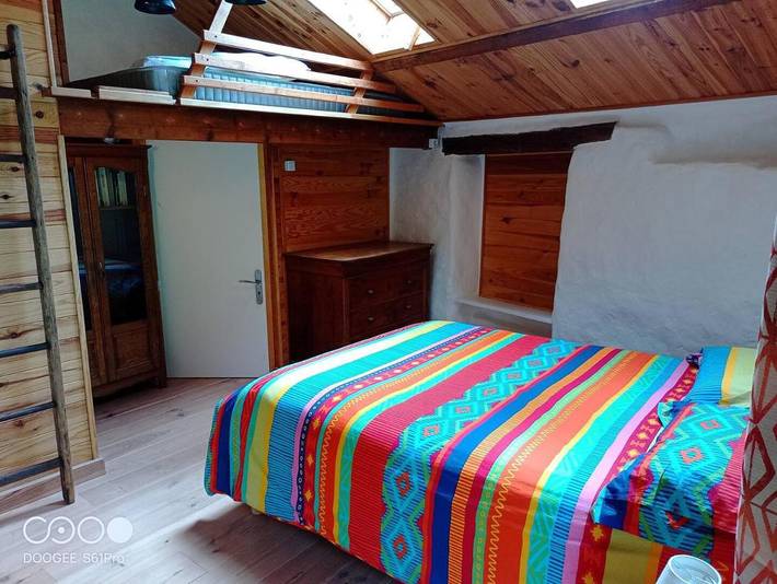 Maison de campagne pour 3 personnes, avec terrasse ainsi que vue et jardin à Viala-du-Tarn - 2