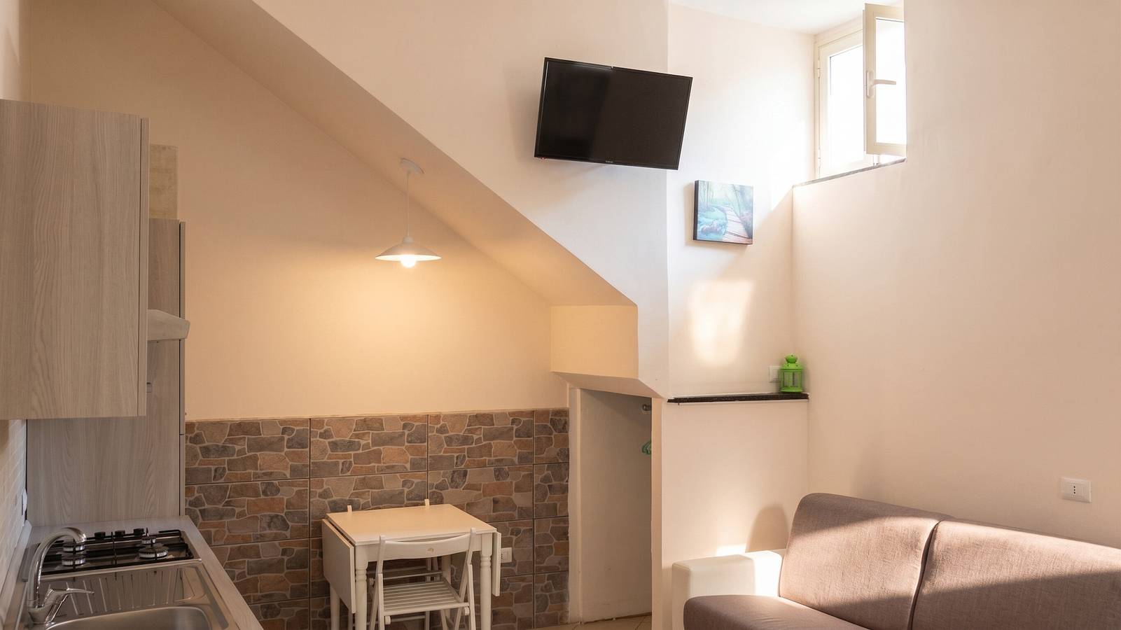 Estudio entero, Encantador estudio con aire acondicionado en Gragnano - 35 m² in Gragnano (Italia), Provincia de Nápoles