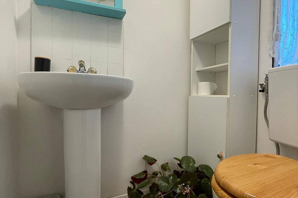 Just a stone's throw from the sea, mobile home with lovely wooden terrace Pets welcome in Penta-di-Casinca, Región de Corte