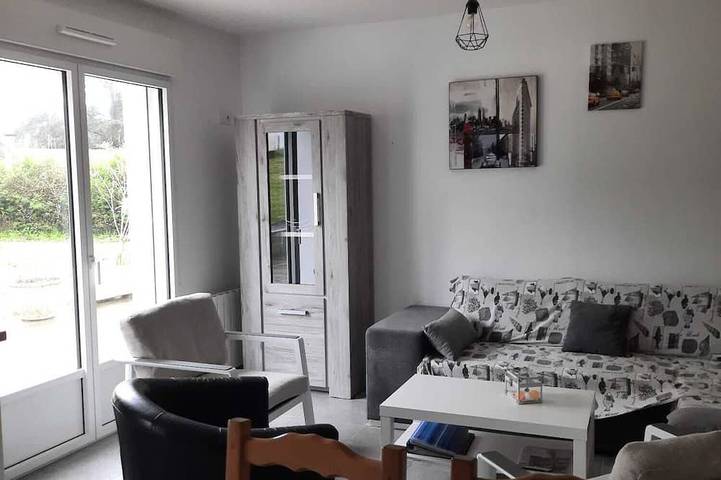 Location de vacances pour 15 personnes, avec jacuzzi et jardin dans Plage de Pont-Mahé - 3