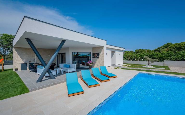 Villa Bambina mit beheiztem Pool in Marčana, Südküste Istrien