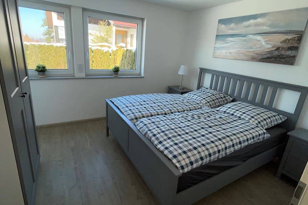 Ganze Wohnung, Moderne schöne Ferienwohnung, mit großem Garten, nah zum Zentrum und zur Natur in Scheidegg, Bayerisch Schwaben
