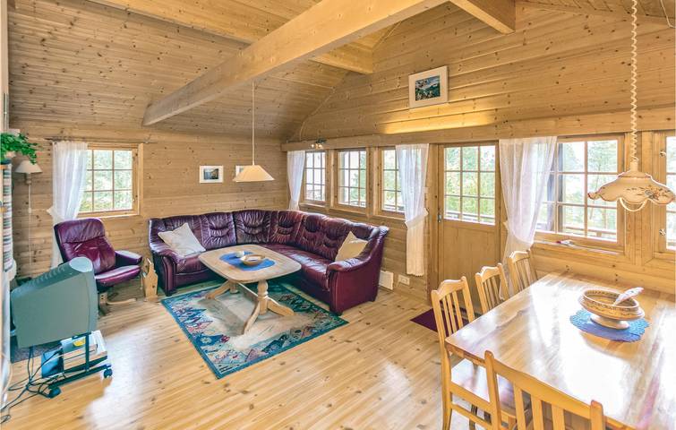 Ferienhaus für 7 Personen mit Terrasse in Stryn