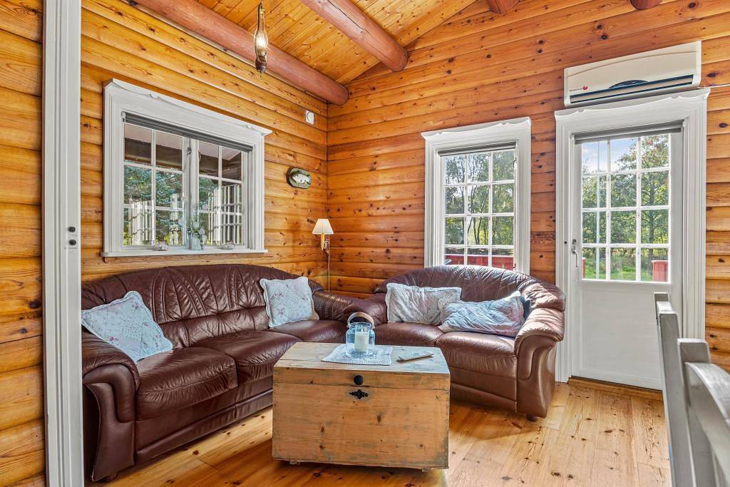 Uriges Ferienhaus im Wald – Natur pur in Varde