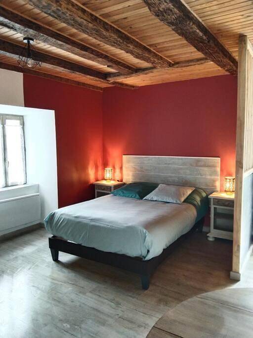 Gîte pour 4 personnes, avec vue et jardin dans Sousceyrac-en-Quercy - 3