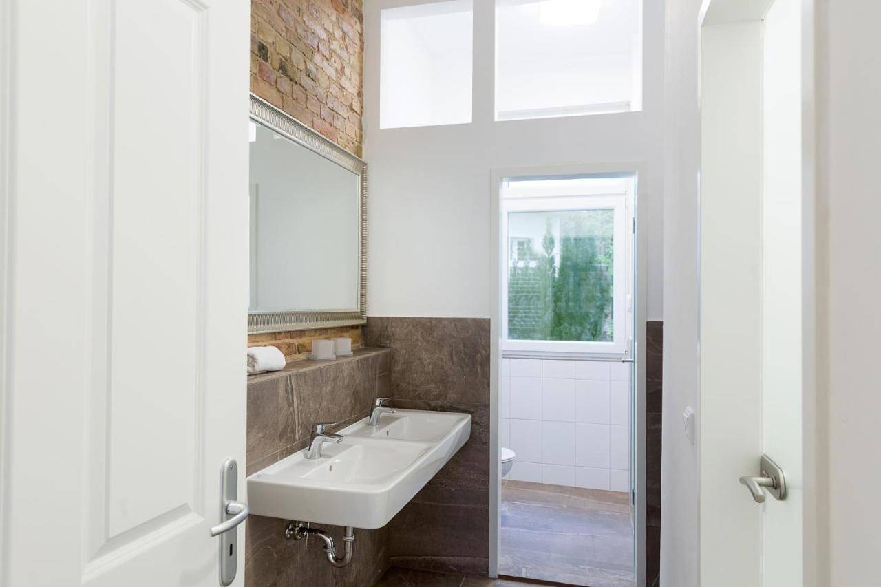 Apartamento entero, Newton-Appartement mit 3 Schlafzimmern in Berlin Wedding, Berlín