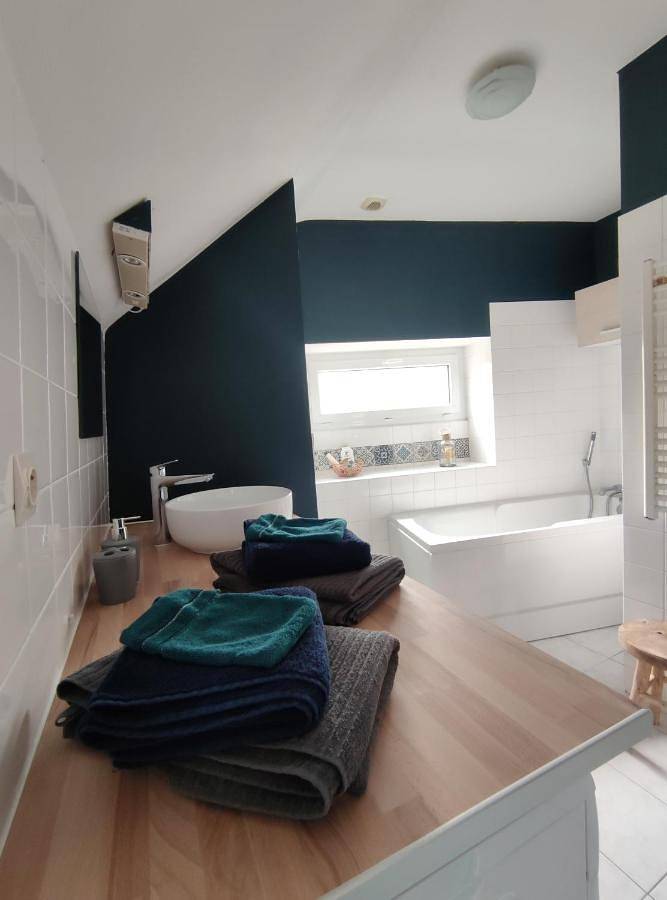 Appartement entier, Two-Bedroom Apartment in Chinon, Vallée de la Loire