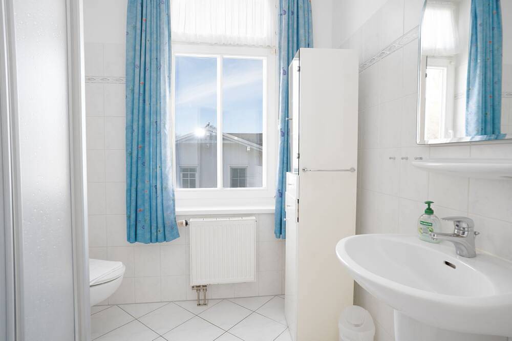 Villa Eden Fewo 8 - A.3, Apartment 8 / 2-Raum-Fewo mit Balkon in Ostseebad Binz, Binz