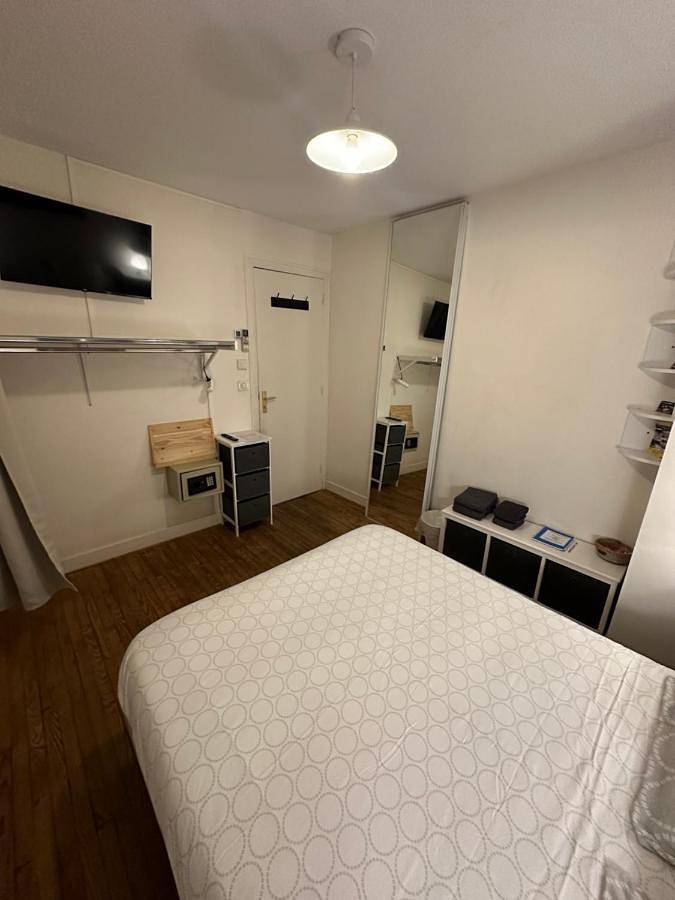 Villa des Palmiers, Chambre n°1, Lit double in Villeneuve-sur-Lot, Quercy