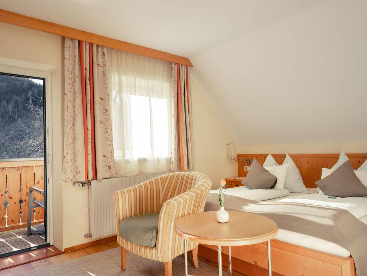 Glitschnerhof - Familienzimmer "Komfort" in Rottenmanner und Wölzer Tauern, Aigen im Ennstal