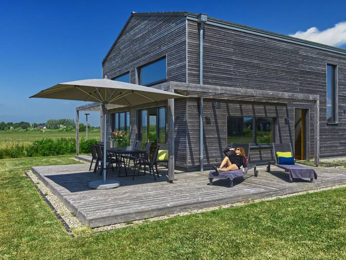 (04) Gud Jard Aquarius, Kat. FamilienZeit - Designferienhaus Aquarius (04) mit exklusiver Ausstattung in Nordfriesische Inseln (Schleswig-Holstein) (Schleswig-Holstein), Pellworm