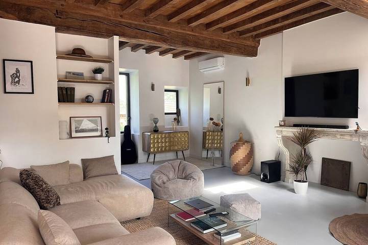 Location de vacances pour 8 personnes, avec Balcon et Jardin à Barizey