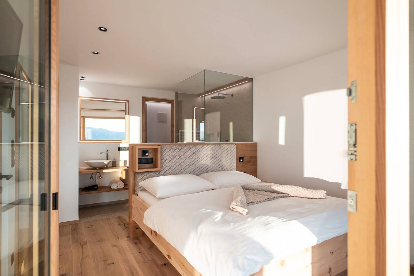 Appartamento intero, Appartamento 'Nidum' con vista montagna, giardino privato e Wi-Fi in Aldino, Alto Adige