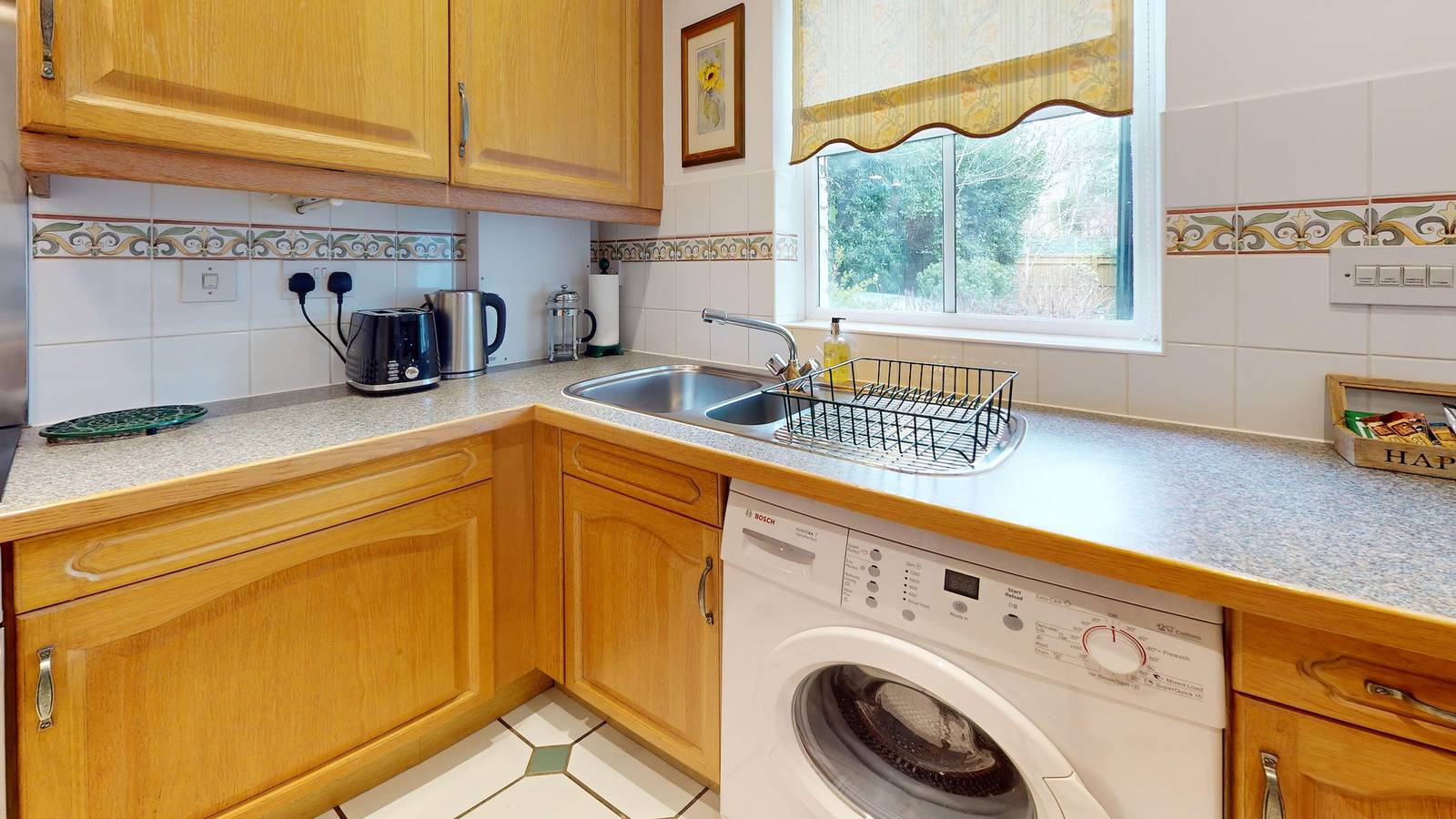Entire apartment, Rewley Road in Oxford, Oxfordshire