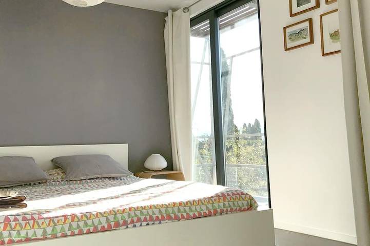Apartamento entero, Apartamento independiente en casa de arquitecto in Vence (Alpes Marítimos), Costa mediterránea (Francia)