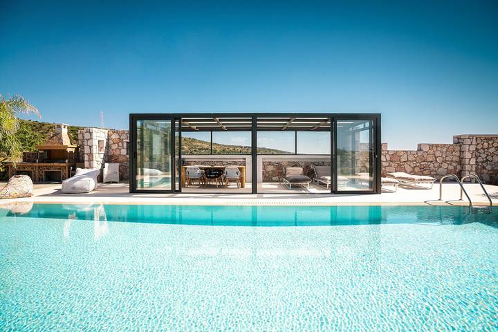 Gîte pour 8 personnes, avec jardin, adapté aux familles dans Rhodes - 4